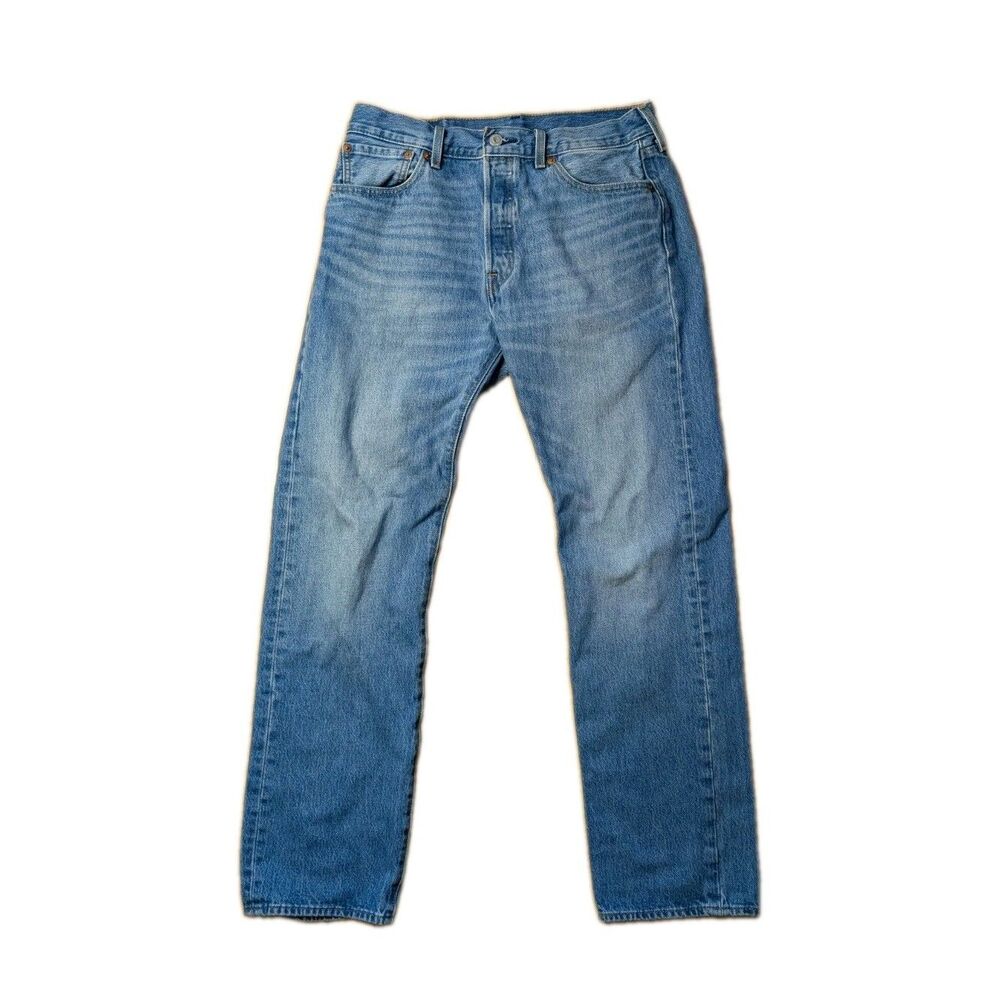 Levis 501 Jeans Mens 33x32 Light Stonewash Blue Denim Button Fly Straight Leg